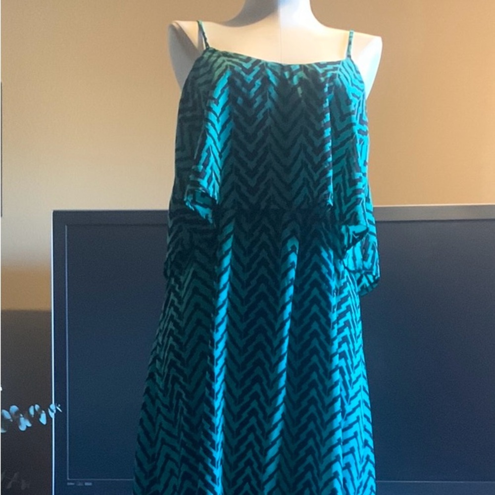 Chevron Patterned Green Dress